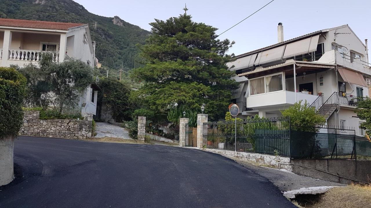 Olga'S Cozy Nest , Apartment In Ano Korakiana. Εξωτερικό φωτογραφία